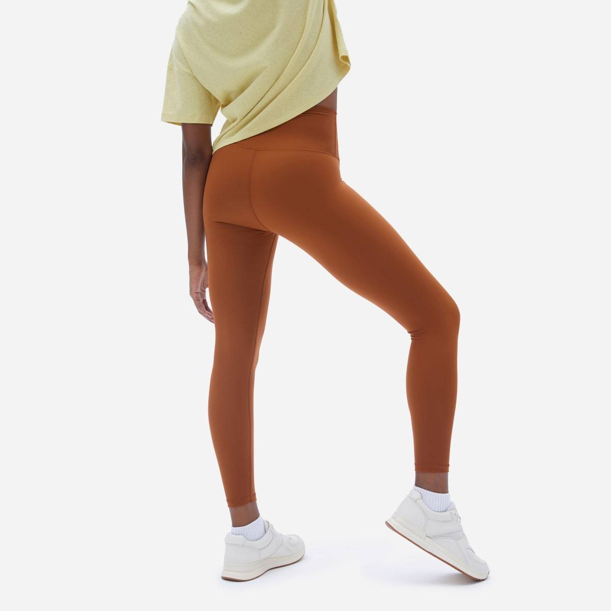 The Perform Orange Legging